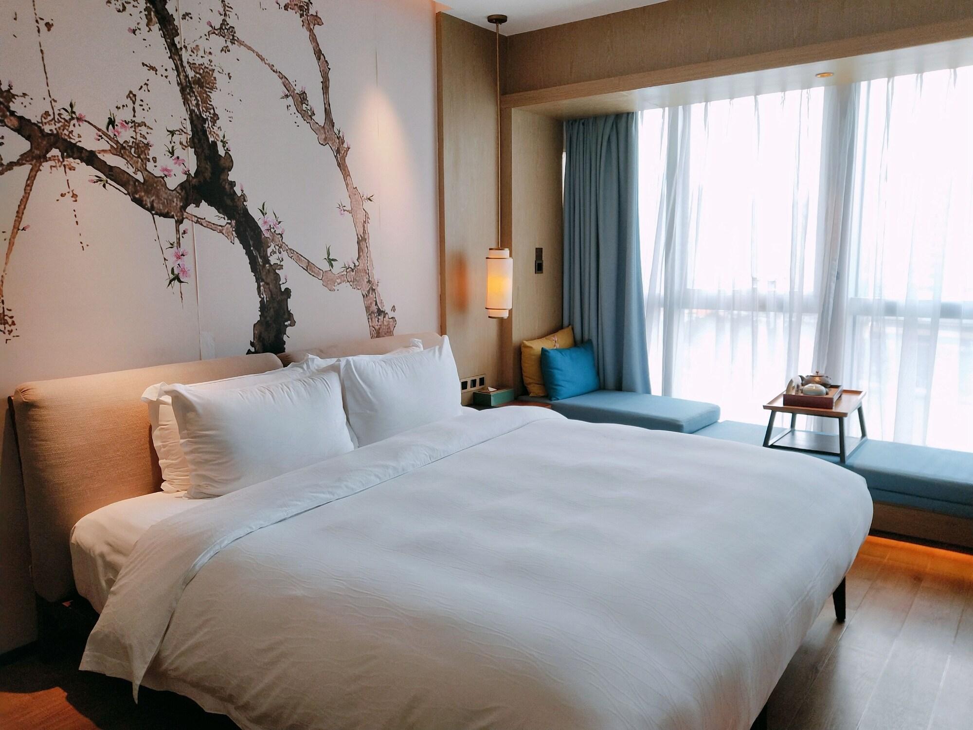 Howard Johnson Riverview Hotel قوانغتشو المظهر الخارجي الصورة